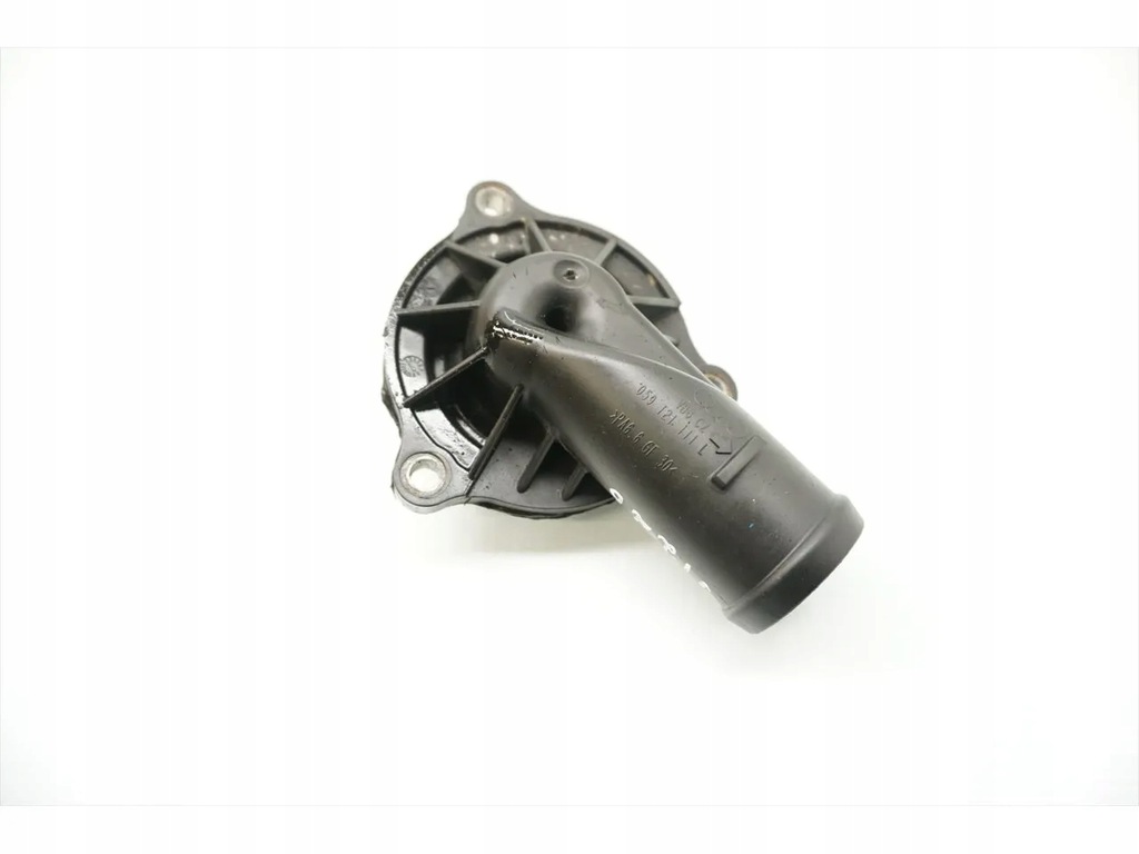 фото №1, Audi q7 термостат / корпус термостата 3.0 tdi quattro дизель 059121111l