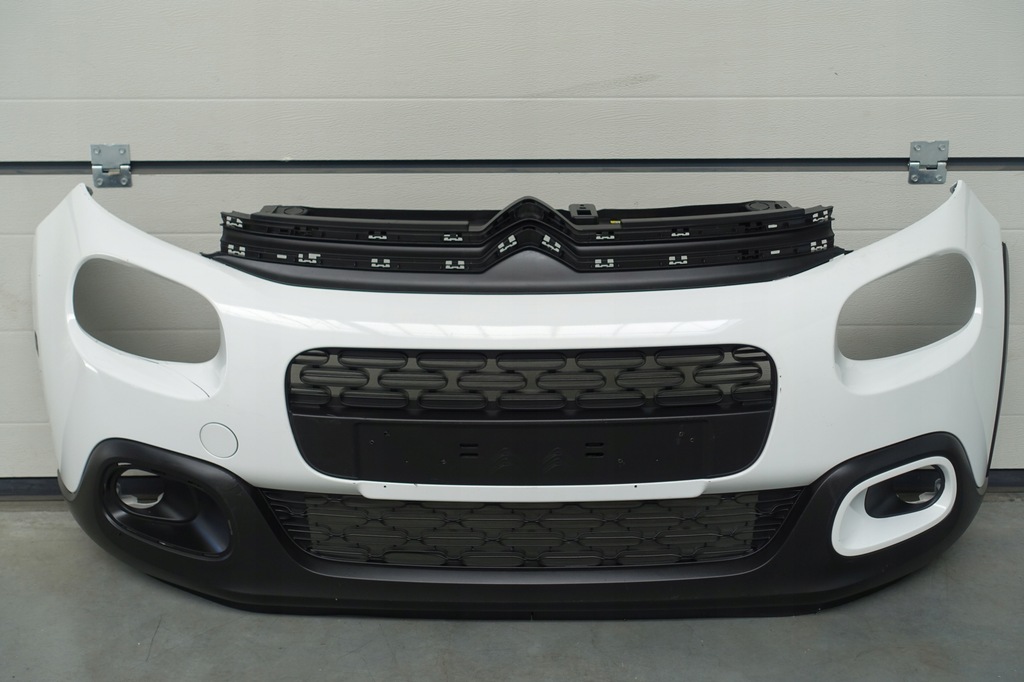 фото №1, Citroen c3 iii бампер перед передній kompletny