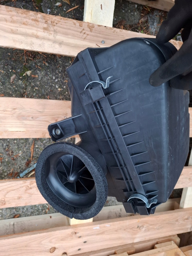 фото №6, Toyota hilux 2016- 2017- 8 viii корпус фільтра повітря 17700-0l380