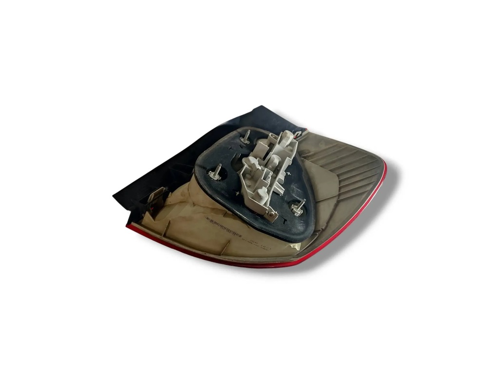 фото №8, Bmw 1 e81 e87 2011 задняя сторона левая/задний фонарь задняя