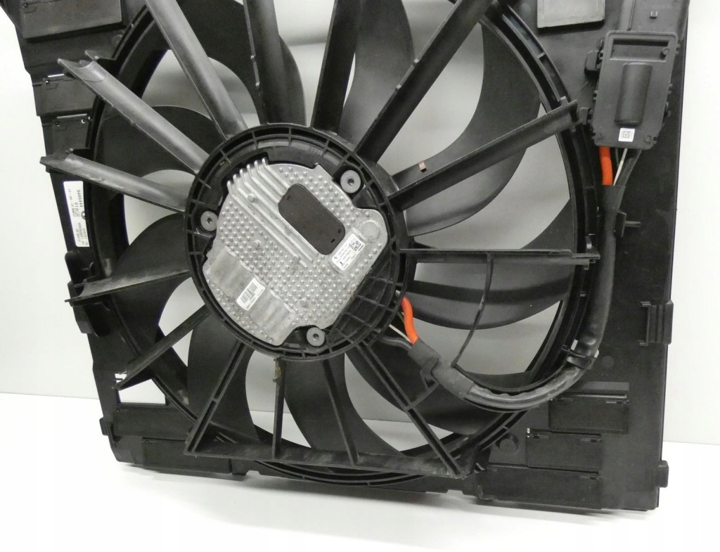 Bmw m5 f90 g30 9486444 вентилятор радиатора корпус в Украине