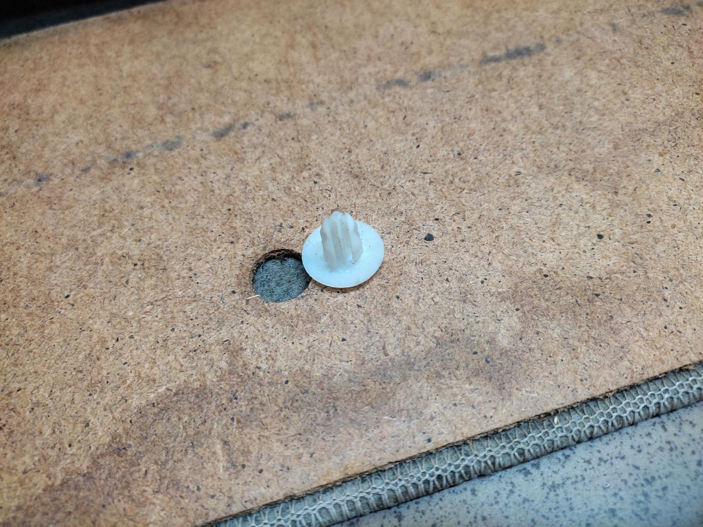 фото №7, Lexus rx300 полка напольная