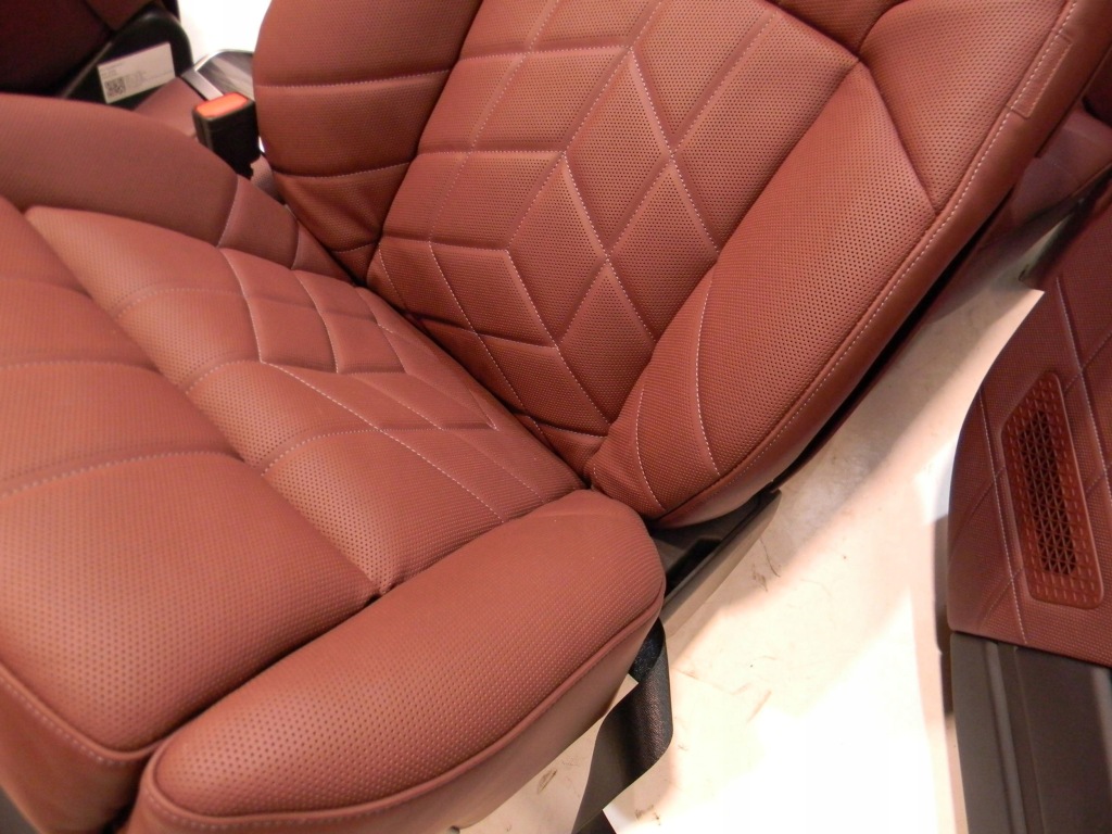 Комплект сидінь bmw 7 g70 c01521 Доставка