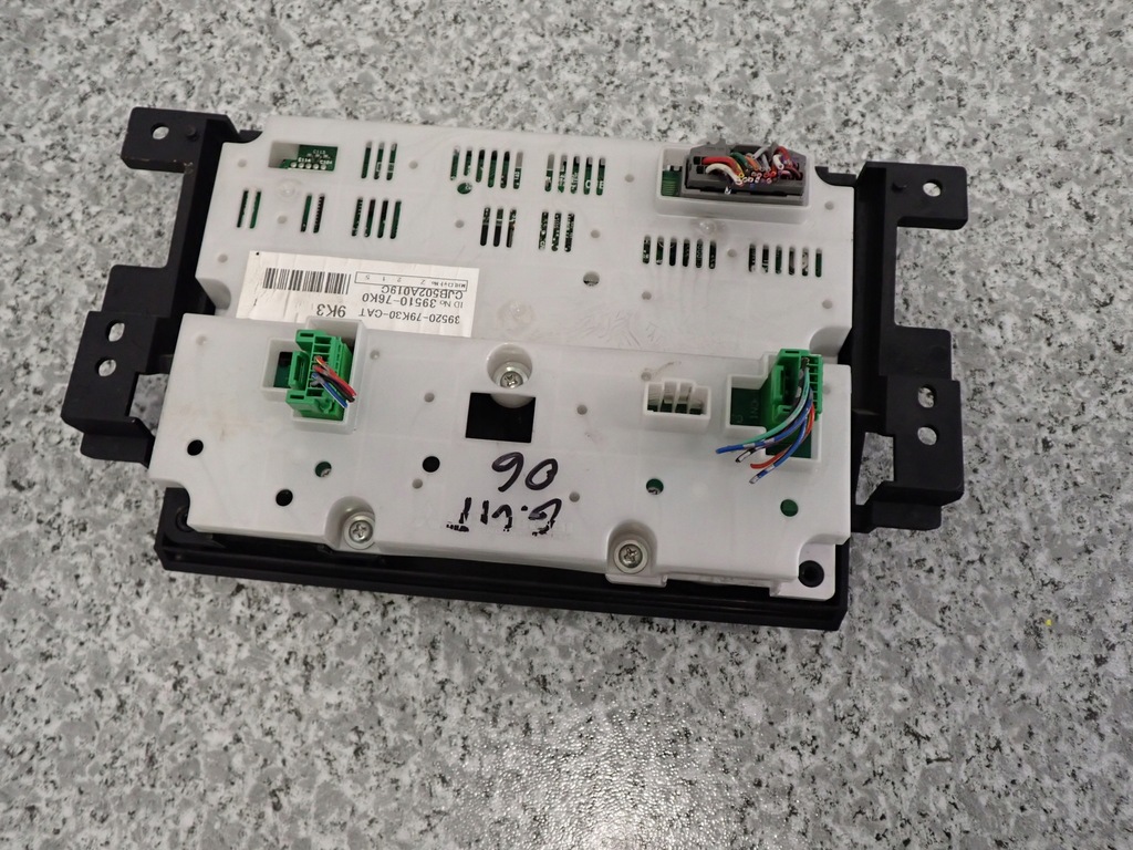 фото №5, Suzuki grand vitara 06- панель управление кондиционера