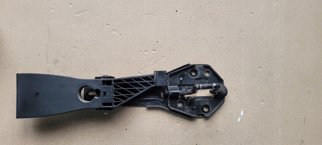 фото №1, S7 4g a7 засов замок капот перед 4g8823480b