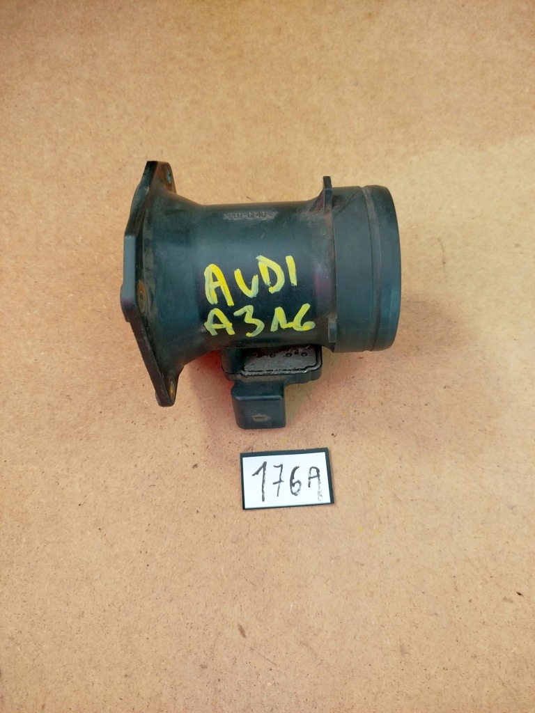 фото №1, Audi a3 1.6 06a906461b расходомер воздуха оригинал