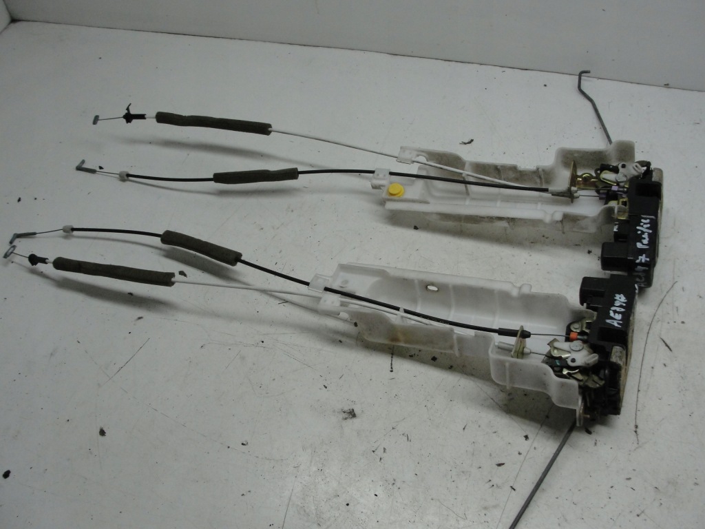 Купить Замок дверь задняя chrysler pacifica 4.0 03-07r