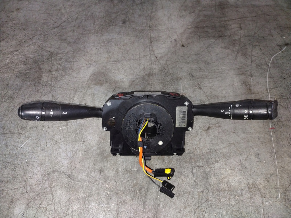 фото №1, Переключатель комбинированный 96576769xt citroen c2