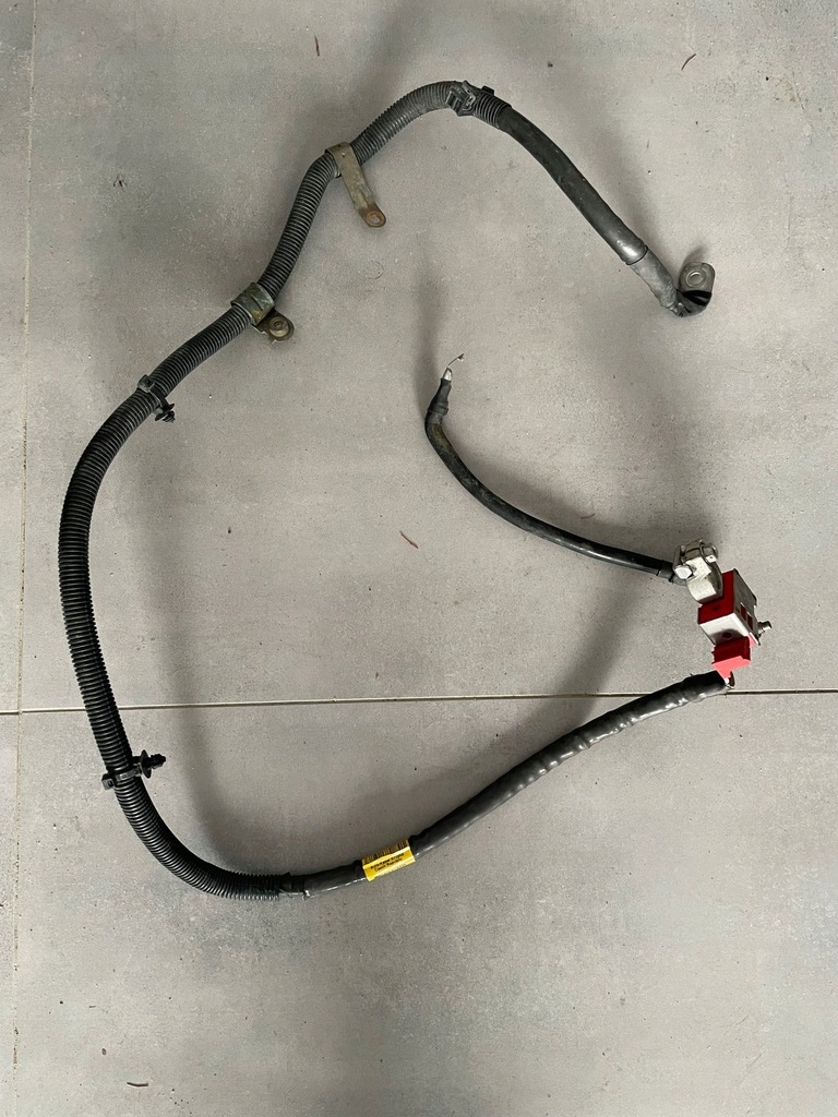 фото №1, Клема плюсова mercedes cla