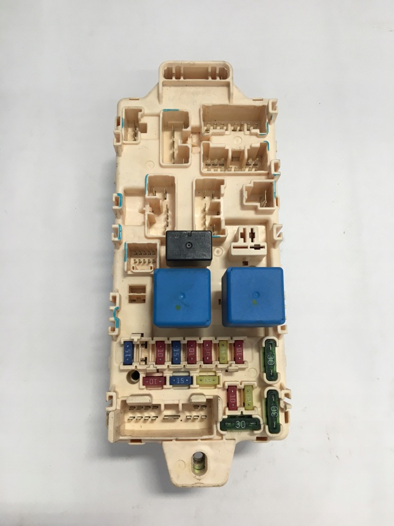 фото №1, Коробка запобіжників mitsubishi pajero iii 00-