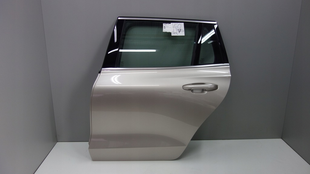 фото №1, Volvo v60 18- дверь левая задние 719