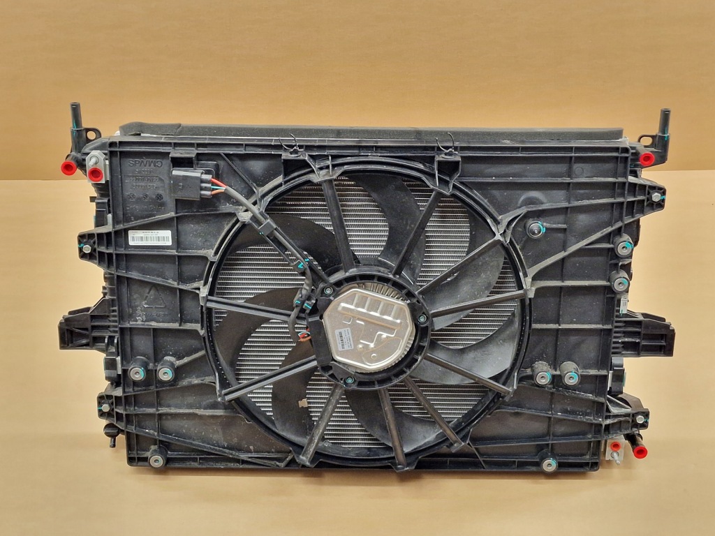 фото №1, Комплект радиатор вентилятор volvo ex30 2023-