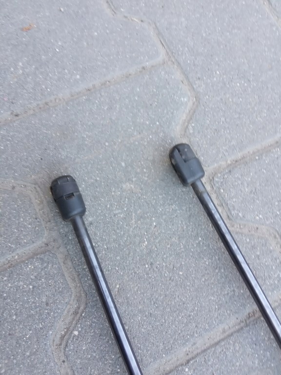 фото №10, Ford fiesta mk8 17-23- амортизаторы крышки задняя l/p kpl.