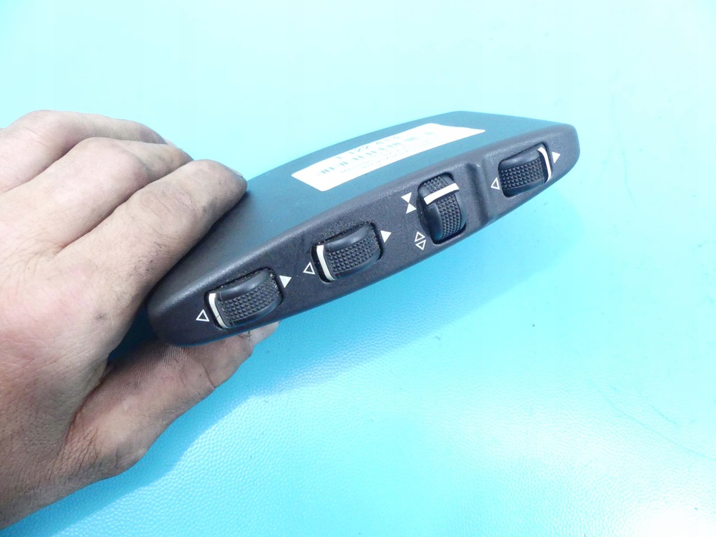 фото №1, Перемикач сидіння перед правий mercedes w212 eu