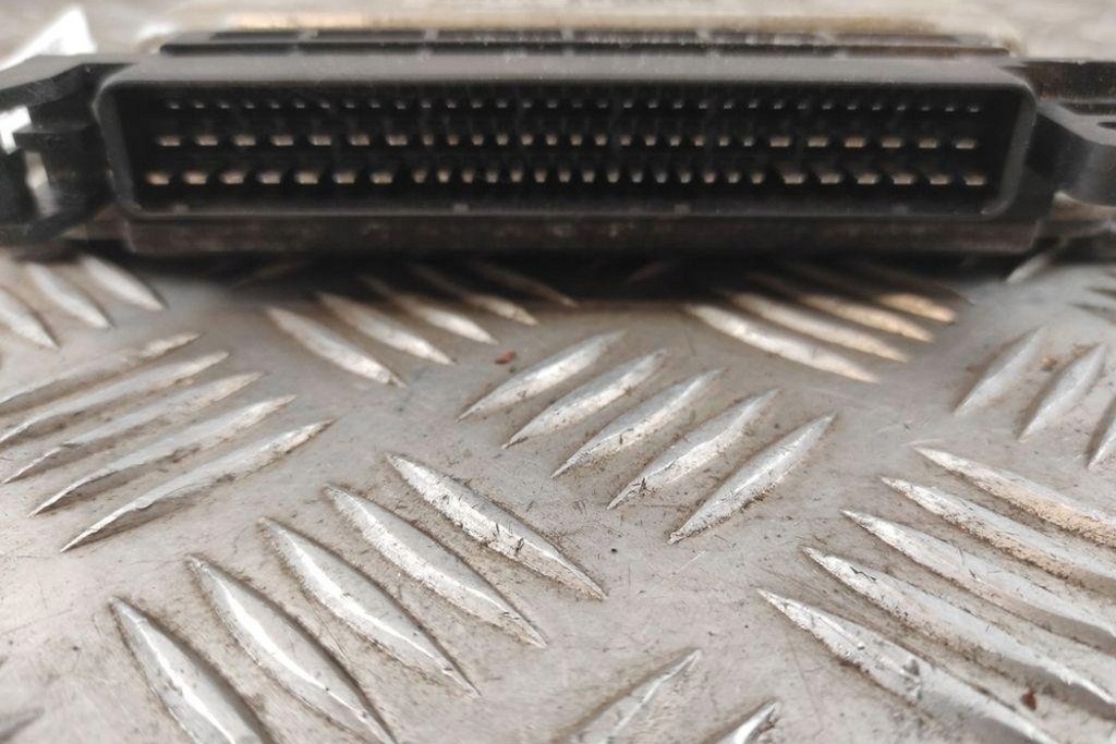 фото №6, Блок управляющий двигателя ecu peugeot 306 7b, n3, n5 9641607680 2.0l