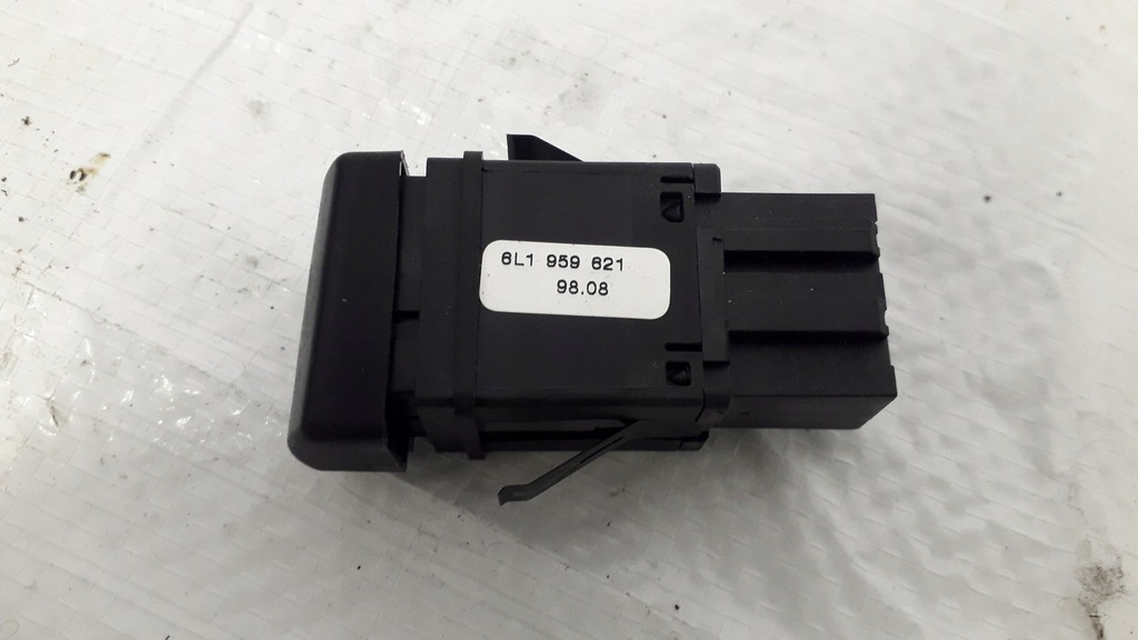 фото №9, Seat ibiza iii перемикач підігрів скло 6l1959621