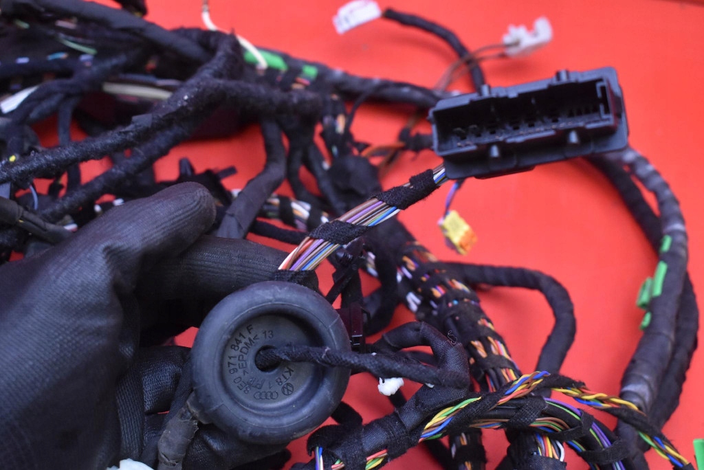 Жгут электропроводка электрическая салона tab016490 vw id.3 i 62ah 204 km 19-21 Цена