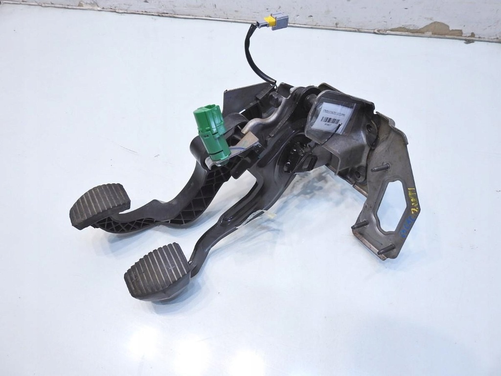 фото №7, Педаль педали тормоза сцепления citroen c4 cactus 1.2 vti 9682171580