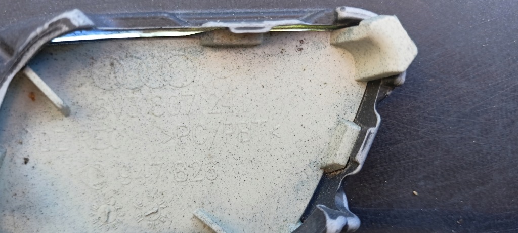 Купити Бампер перед передній audi a3 8v3 807 437