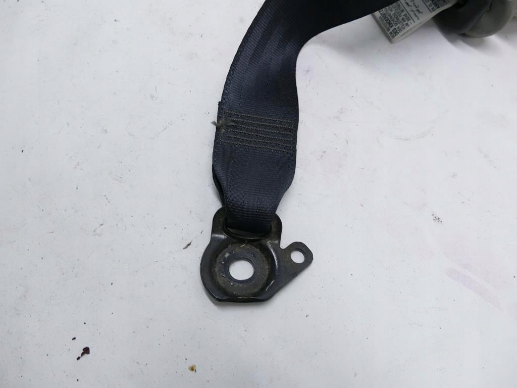 фото №2, Toyota yaris ii 3d pas безопасности левый задняя 3d