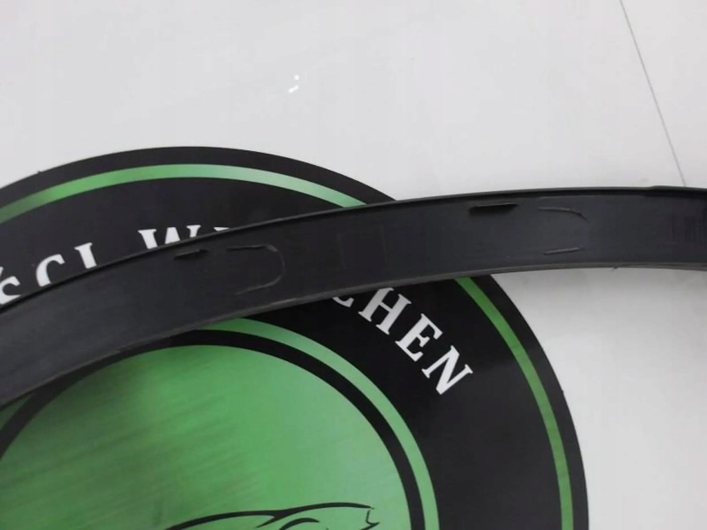 фото №8, Volvo xc40 накладки крыло правый перед