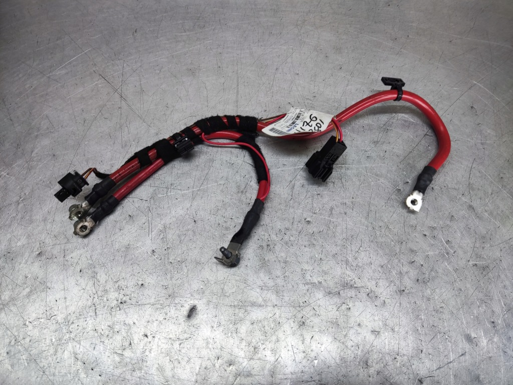Купить Mercedes w176 жгут плюсовая аккумулятор a2465406607