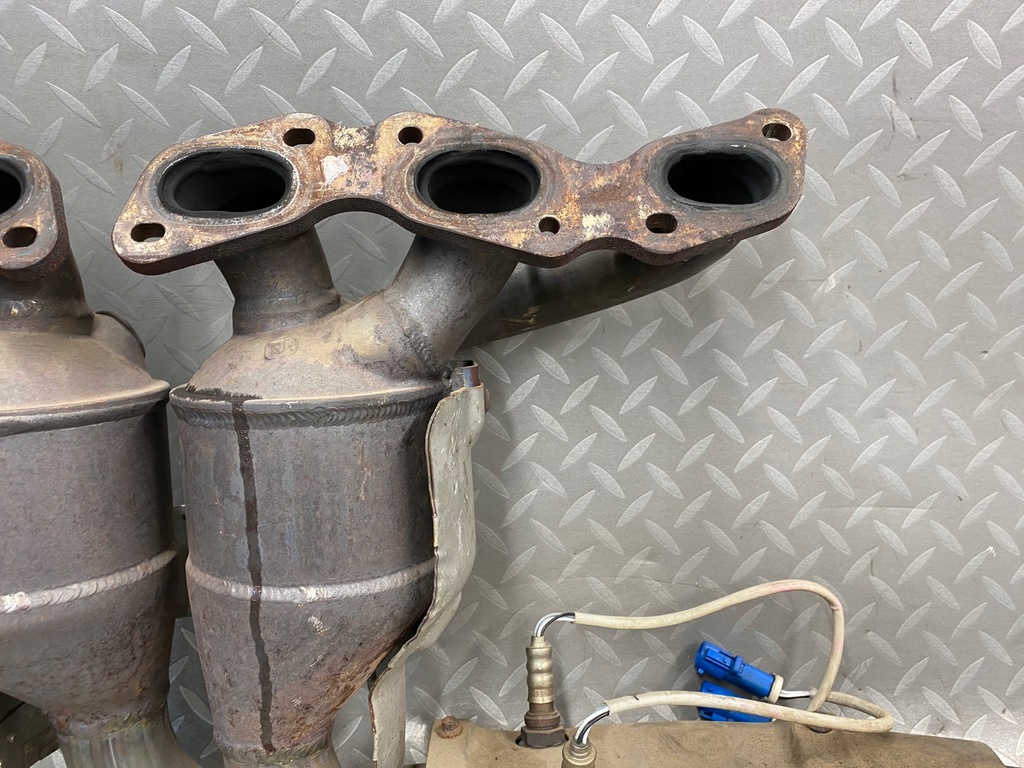 фото №7, Каталізатор колектор правий 5.9 6.0 aston martin db9 4g4e-5g236-be