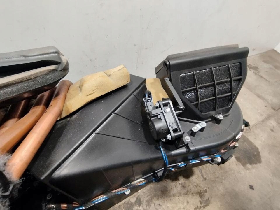 фото №6, Корпус вентилятор maserati gran turismo 2014 52438793