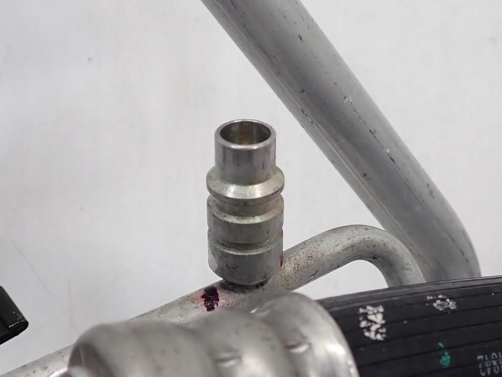 Пабтрубок  шланг трубка клапан расширительный кондиционера komple tesla model x l2s 18r Цена