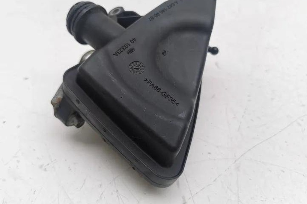 фото №7, Резонатор всасывающий jeep commander xk, xh a6421400087 3.0l дизель 160kw 2006