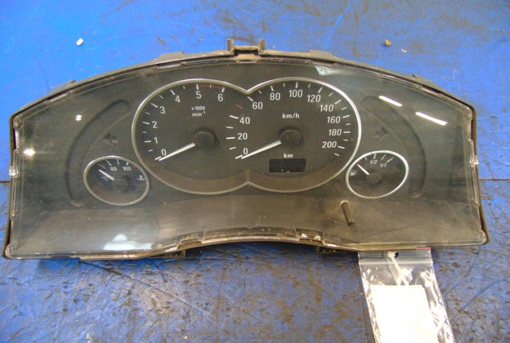 фото №1, Opel meriva 1.7cdti 301565km счетчик