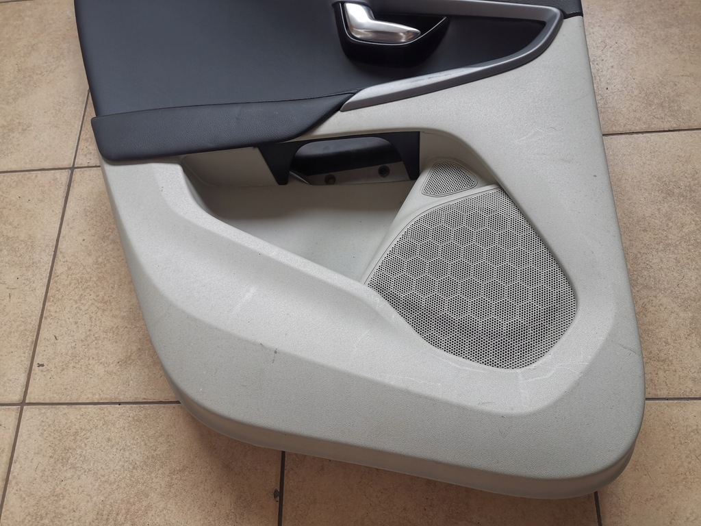 фото №3, Volvo v40 ii обивка дверь левая задняя lh