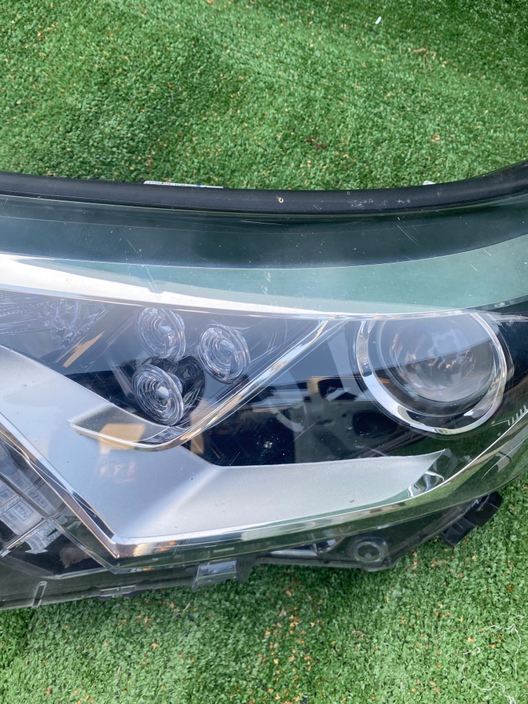 фото №2, Toyota chr ch-r ch r лампа led фара левый левая 81150-f4030-00