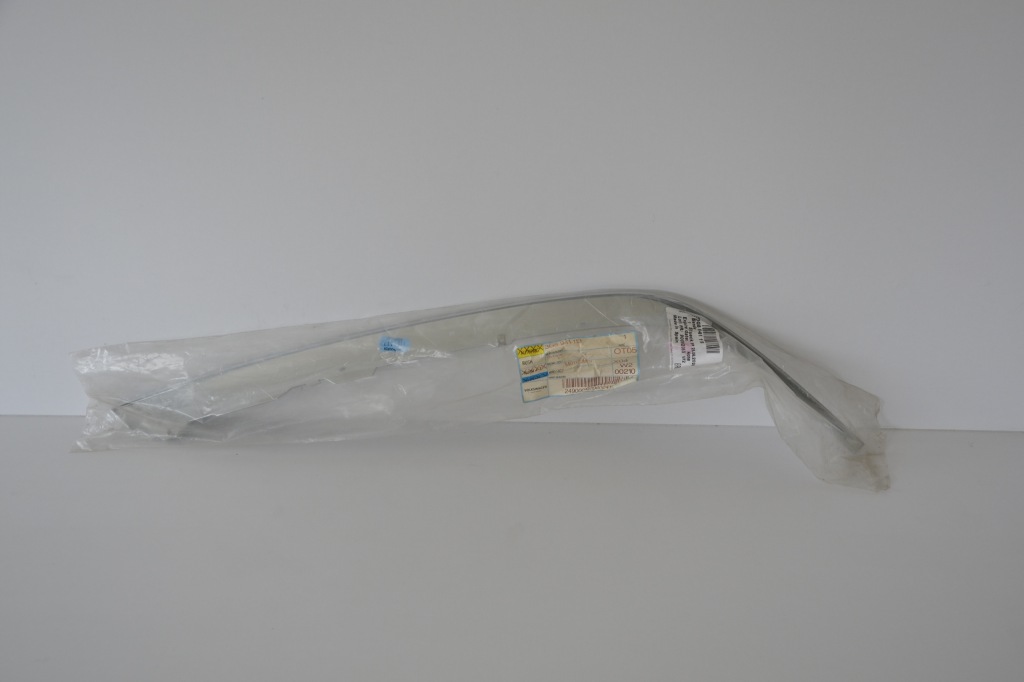 фото №1, Vw arteon молдинг нижняя фара хром левый перед 3g8941119