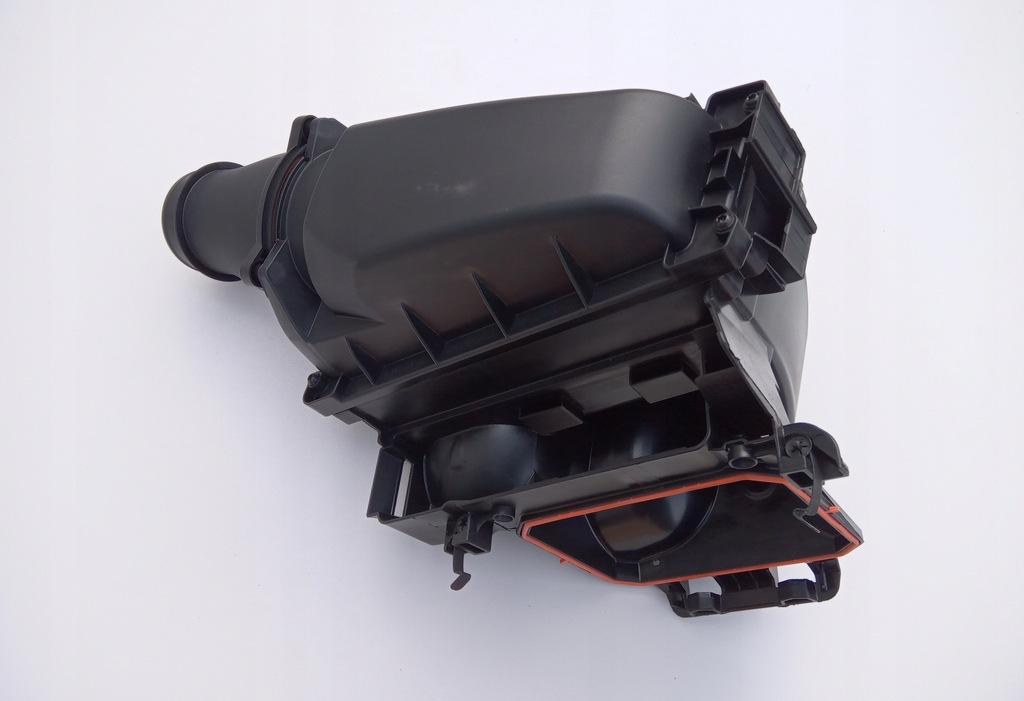 фото №2, Корпус фильтр воздуха infiniti qx30 q30 mercedes