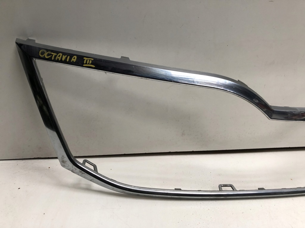 Рамка решётка skoda octavia iii 2018- 5e0853761c в Украине