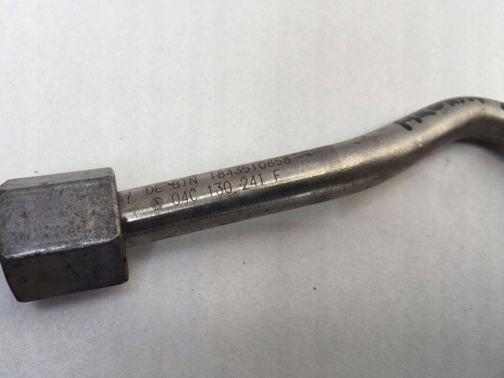 фото №2, Seat arona 2019 труба шланг пального 04c130241f