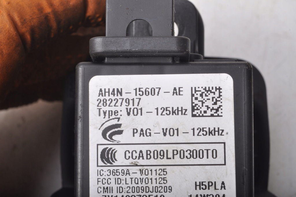 фото №7, Volvo s60 ii v60 замок зажигания ключ 31252952