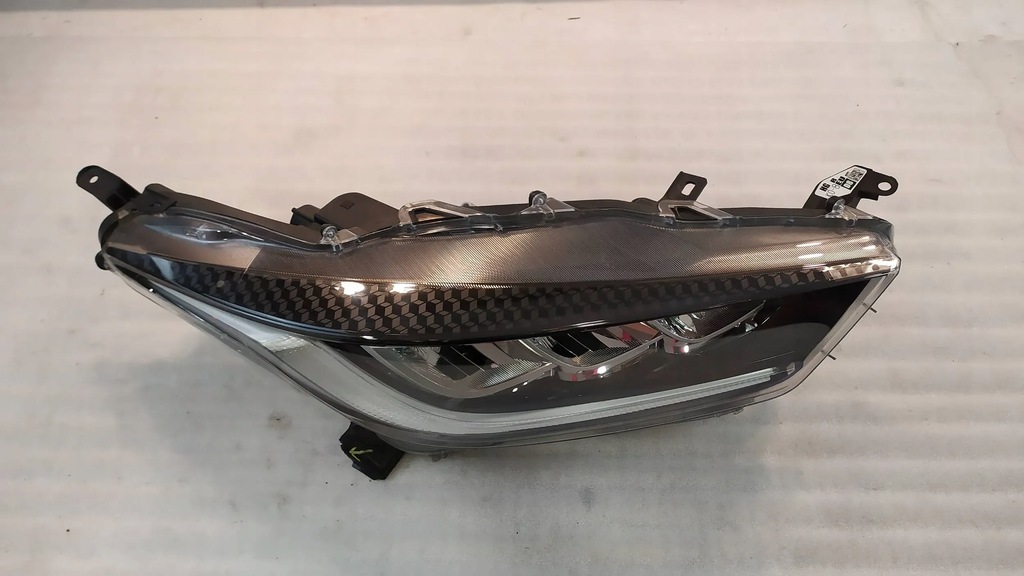 фото №14, Лампа правый перед toyota yaris iv