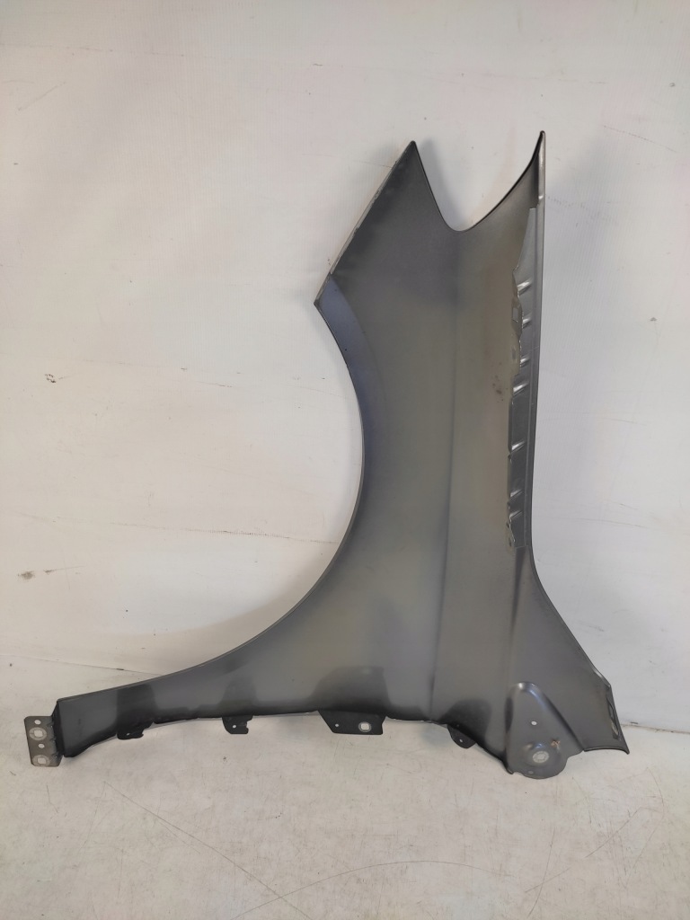 фото №8, Mercedes b-klasa w247 крыло правый передний перед 2018- 2019-