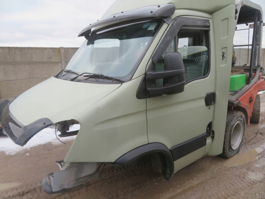 фото №4, Кабіна iveco daily 11r