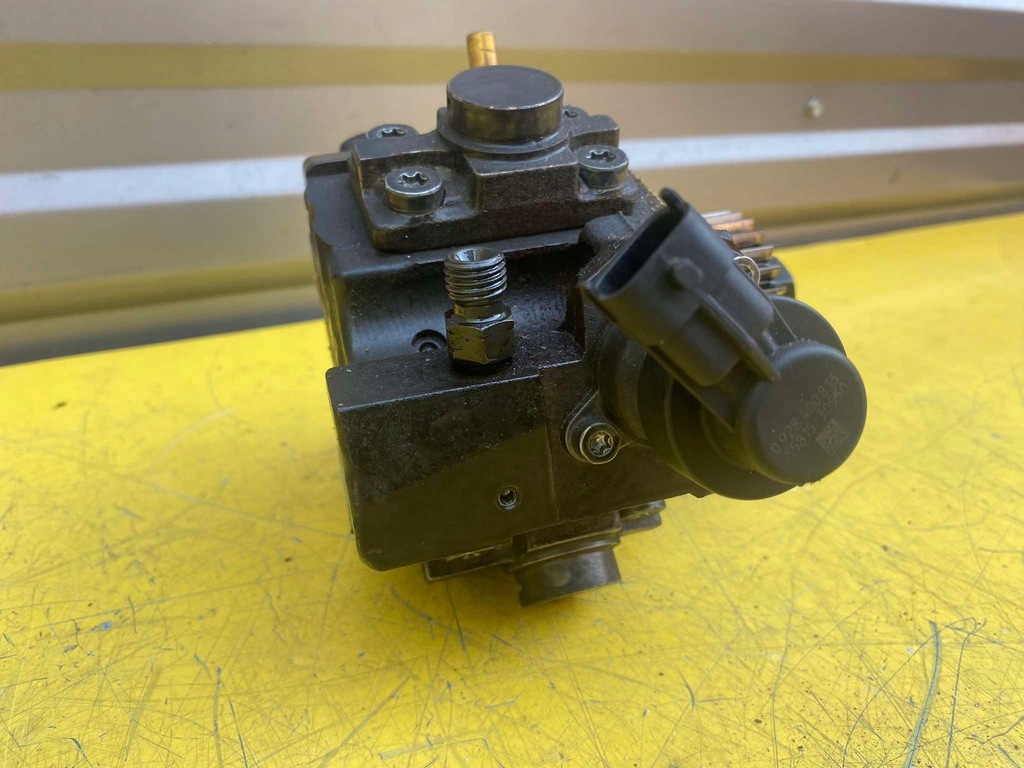 фото №6, Renault trafic iii насос впрыскная 1.6 dci 167005114r