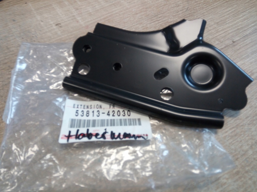 фото №1, Кронштейн кронштейн крыла rav-4 lexus новый oryg