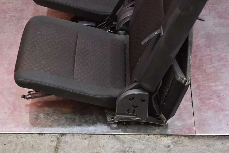 фото №5, Сиденье сиденья пассажира задняя задние iii ряд toyota verso 09-13