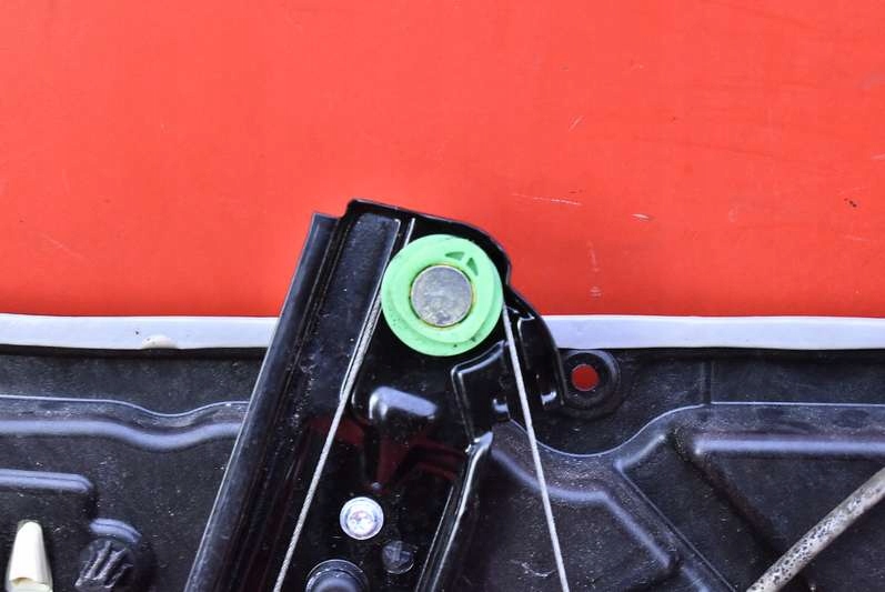 фото №11, Подъемник стекло левый перед eu volvo v60 1 i 14r