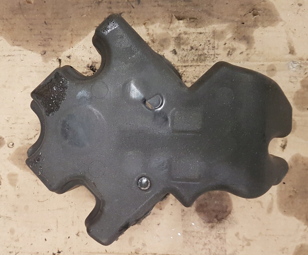 фото №1, Cherokee iv wk2 exf vm63d шумоизоляция двигателя