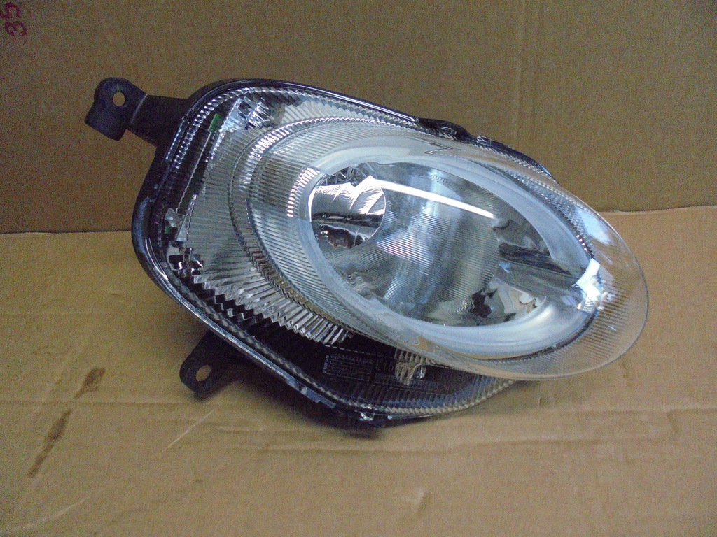 фото №1, Протитуманна фара правий fiat 500 оригінальний номер 52034210