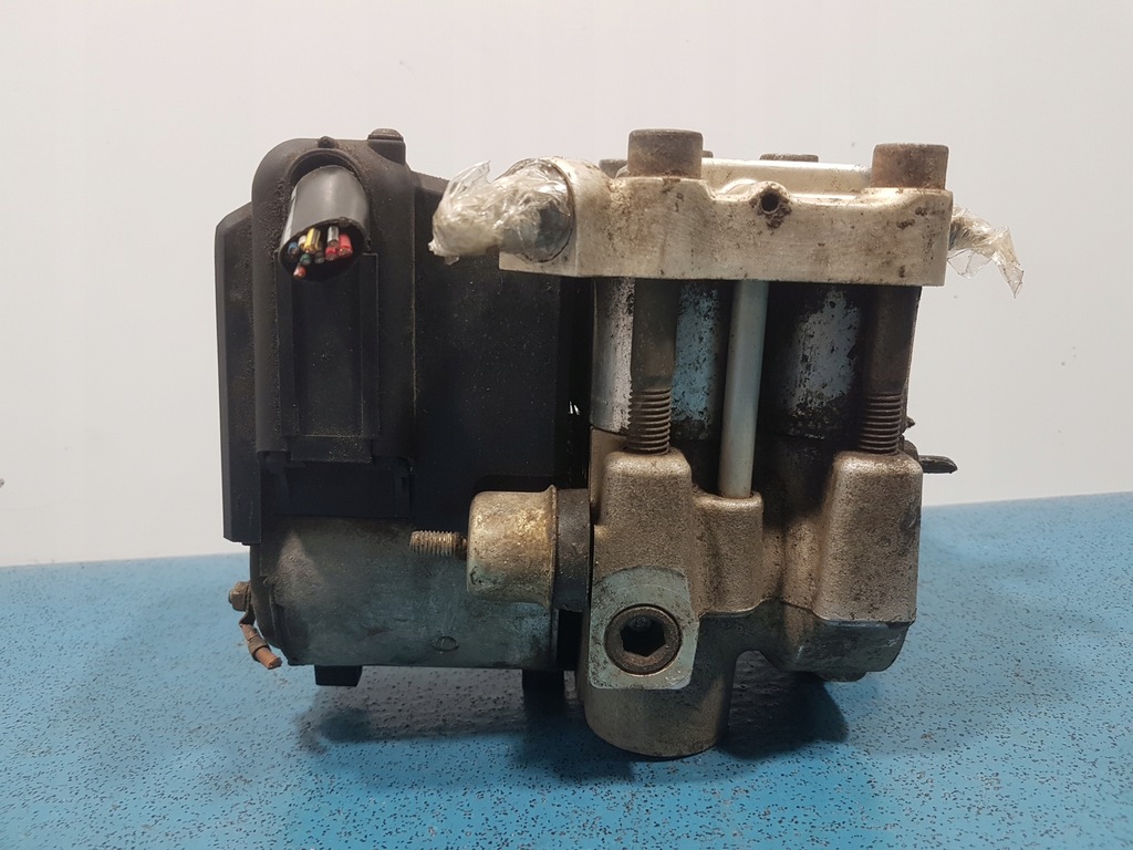 фото №4, Vw transporter t4 2.4 насос abs 0265201037