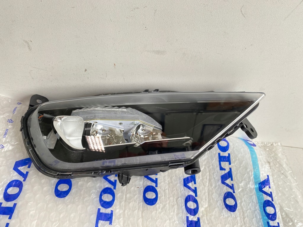 фото №5, Новый aso противотуманная фара правый led volvo v90 s90 2017-21