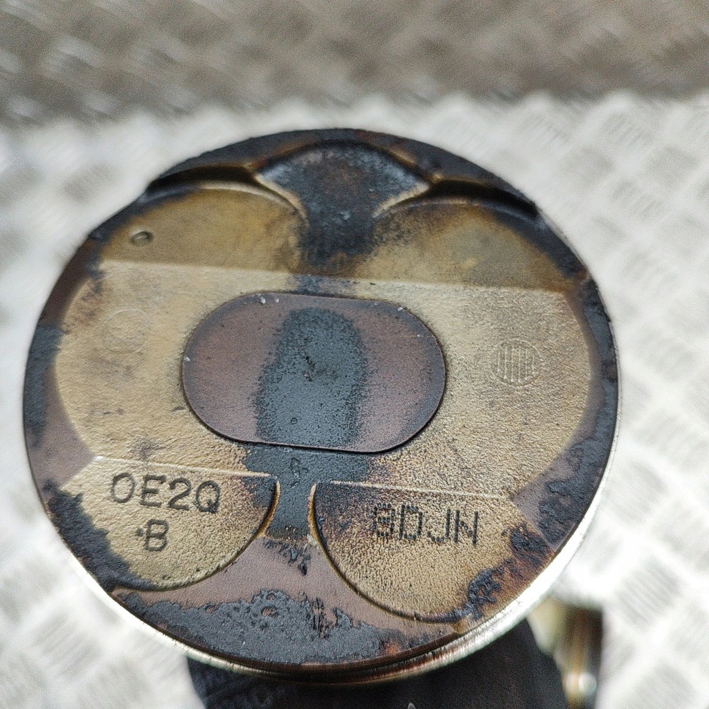 фото №7, Lexus rx 450h 2019 поршень